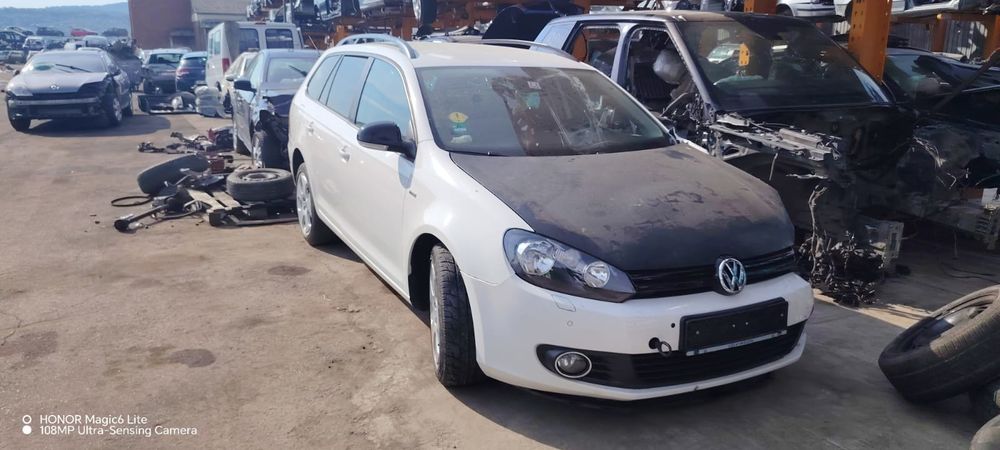 Dezmembrez Volkswagen Golf - 6 (2008 - 2015), 1.6 tdi, manual, CAYC, LHW
