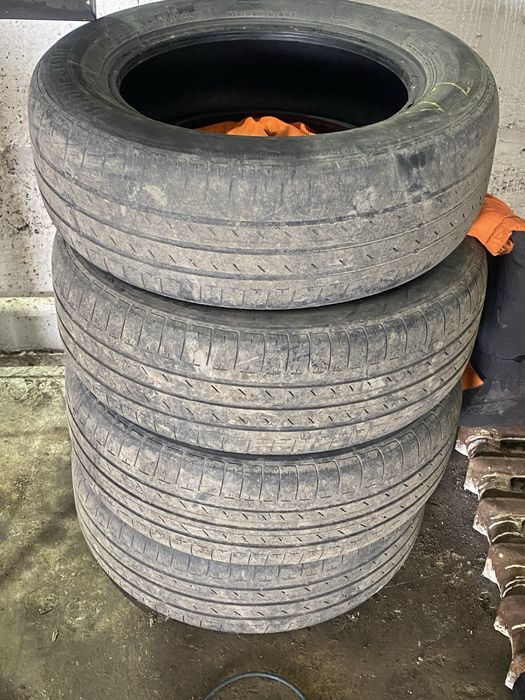 215/60/16 летни шины