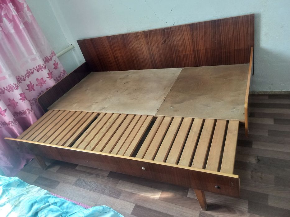 Кровать отличного качества