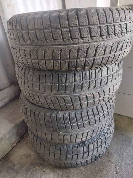 Продам Зимние шины