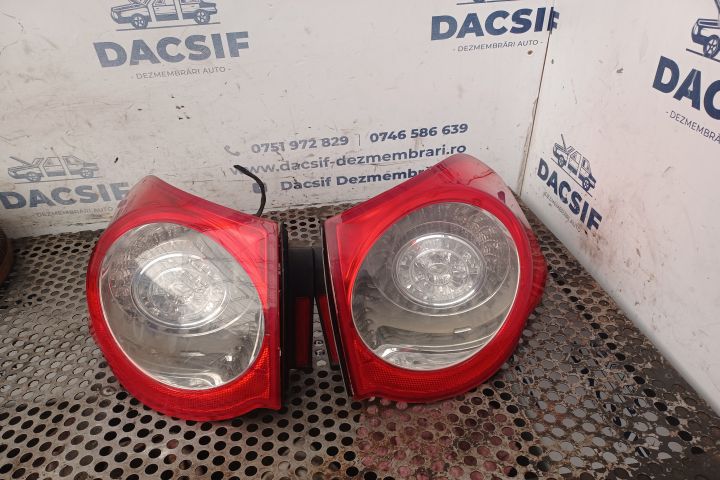 Lampa stop dreapta pe aripa Volkswagen VW Passat B6