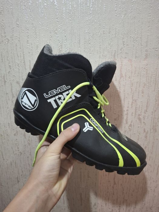 Продам ботинки от лыж