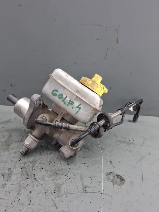 Pompa de frana 1J1 611 301 B Volkswagen VW Golf 2001