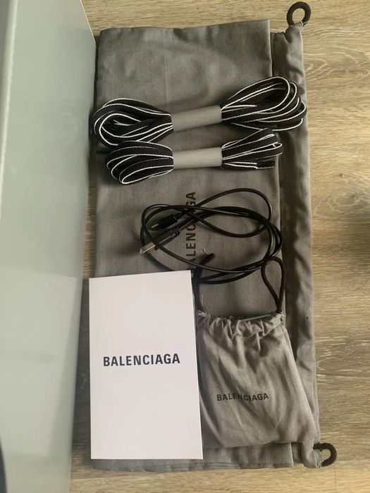 Balenciaga Track - Черен LED