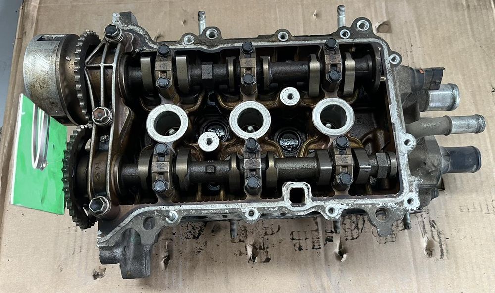 Цилиндрова глава 1.0i Toyota Aygo