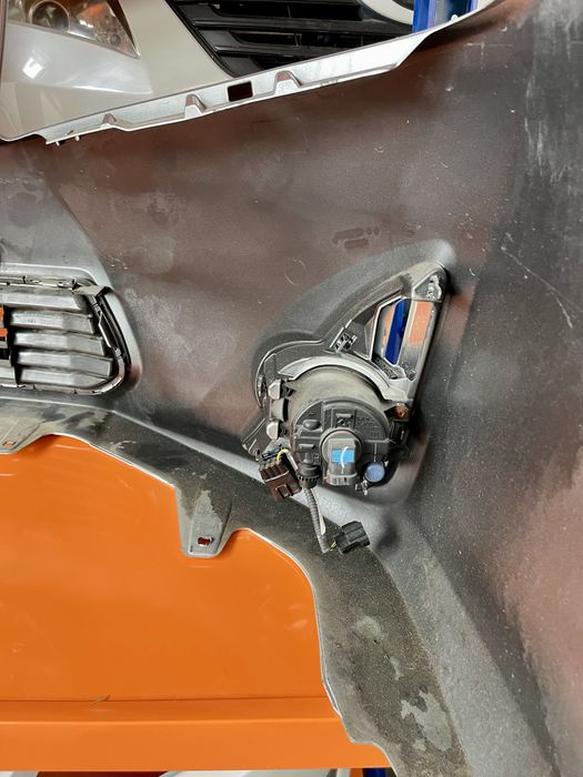 Передний бампер на Camry 50 Камри 50