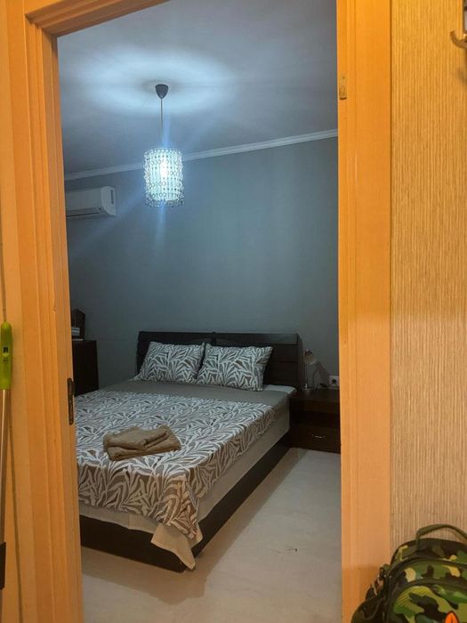 Продава се Двустаен апартамент в Бургас, Изгрев - 52 кв.м за 1924 €/кв.м - Снимка #2