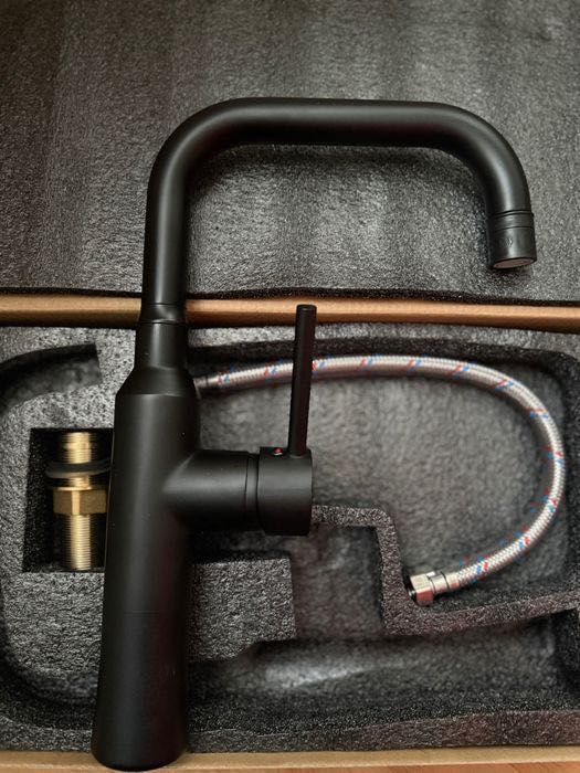 Два броя смесители нови