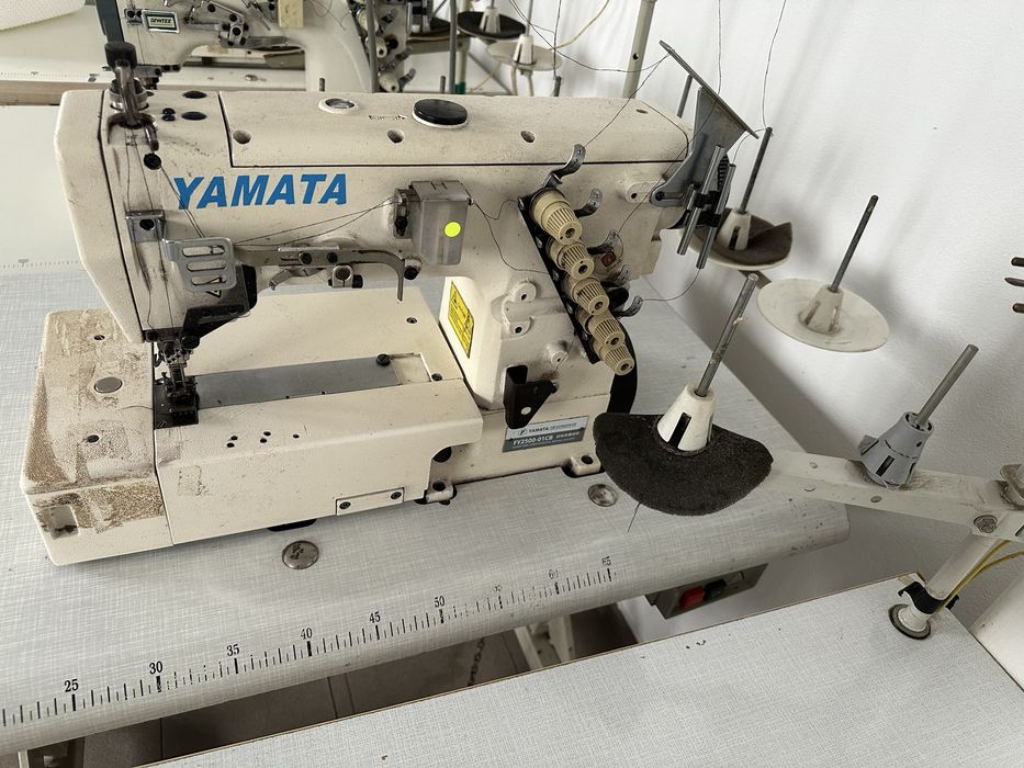 Masina Ubberdek , cusatura cu acoperire