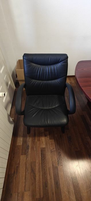 set mobilier camera sedinte