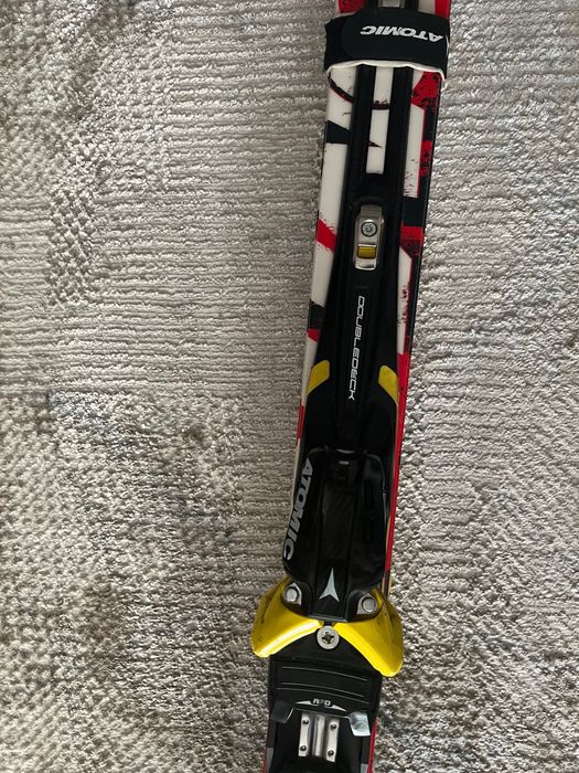 Лыжи Atomic Redster