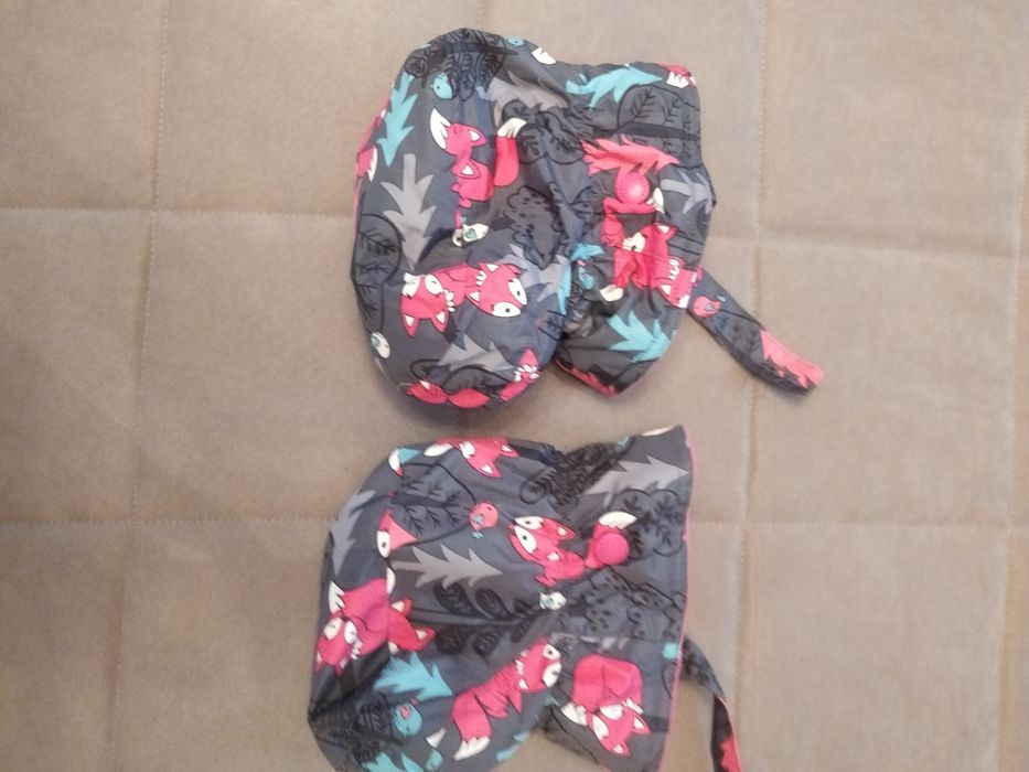 Продам зимний комбинезон для девочки