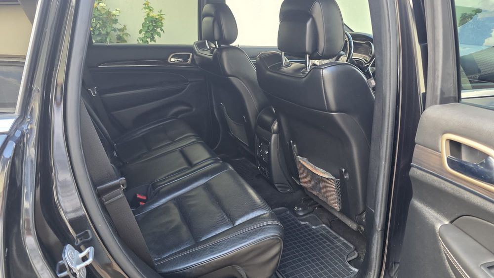 JEEP Grand Cherokee Overland 3.0 Diesel model 2014