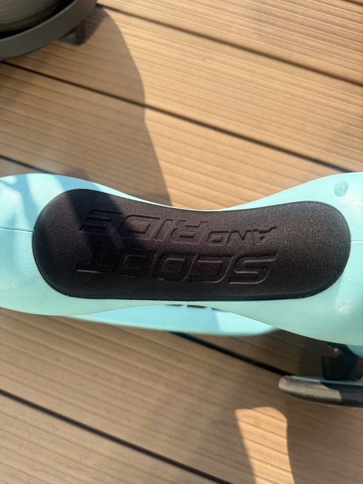 Trotineta 2 in 1 Scoot & Ride