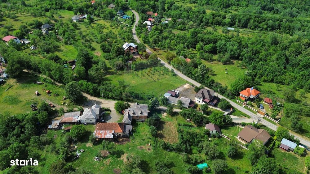 De vânzare cabană cu teren în zona Remetea Chioarului
