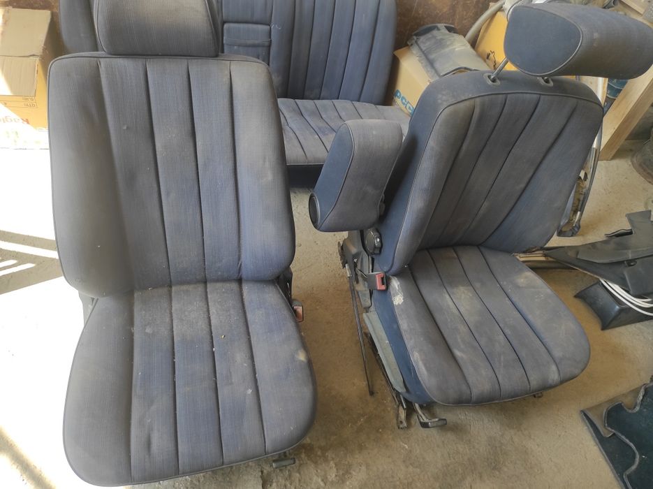 W124 салон синий