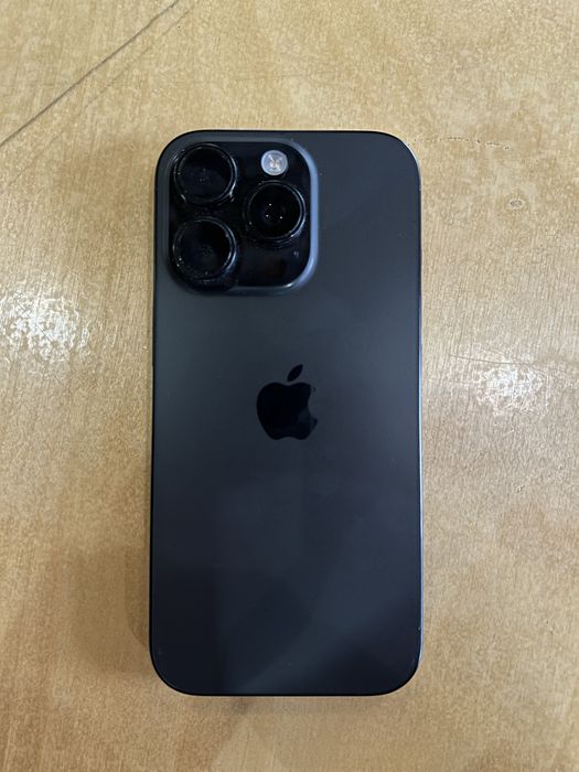 Iphone 16 pro 256gb черный цвет