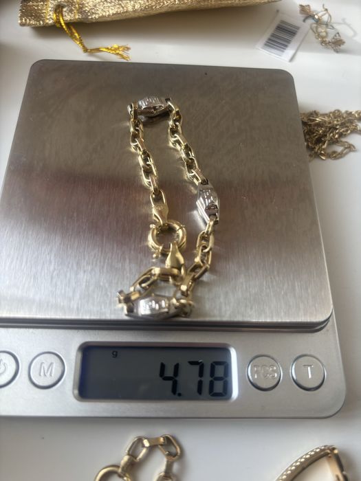 Златни изделия от 14 каратово злато