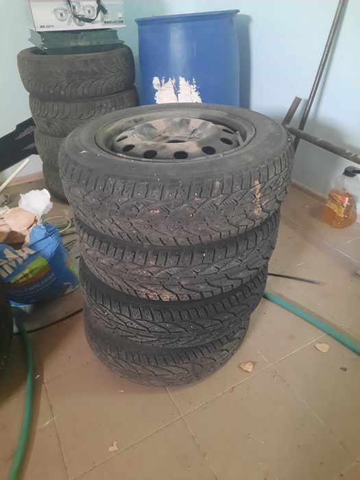 Продам зимние колеса