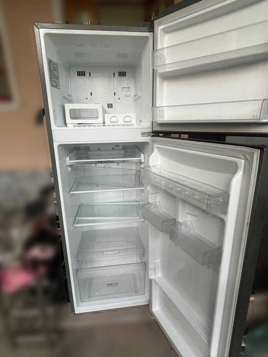 Продается холодильник LG