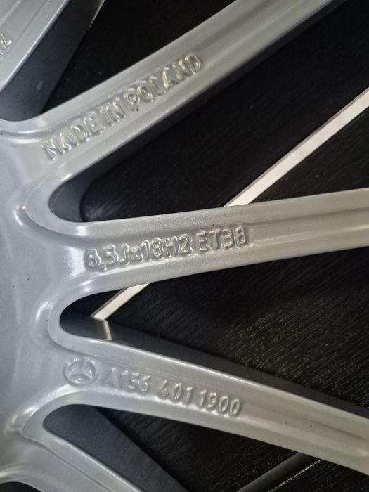 Оригинални Джанти Мерцедес  GLA/GLB-18 цола