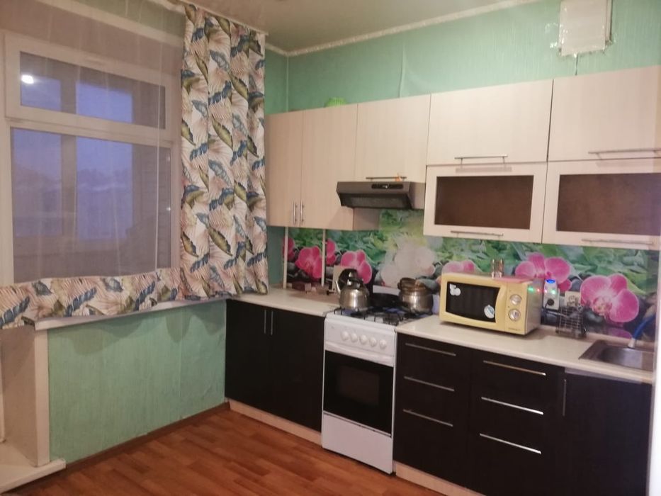 Сдам 3-ком квартиру  Бензострой