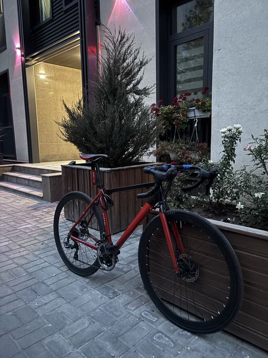 Шоссейник читайте описанее