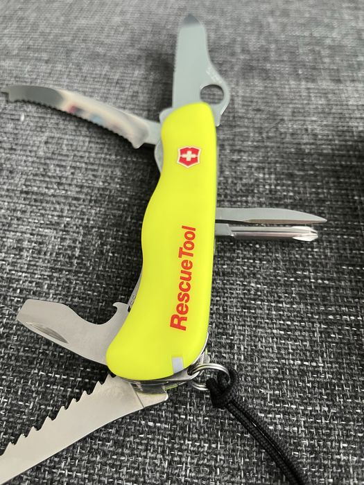 Швейцарски Джобен Нож Victorinox Rescue Tool