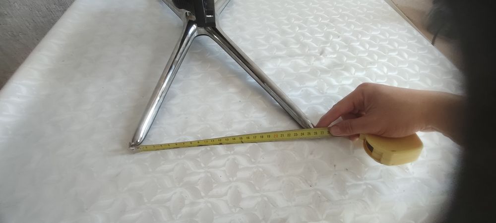 Подставка под ЖК телевизор