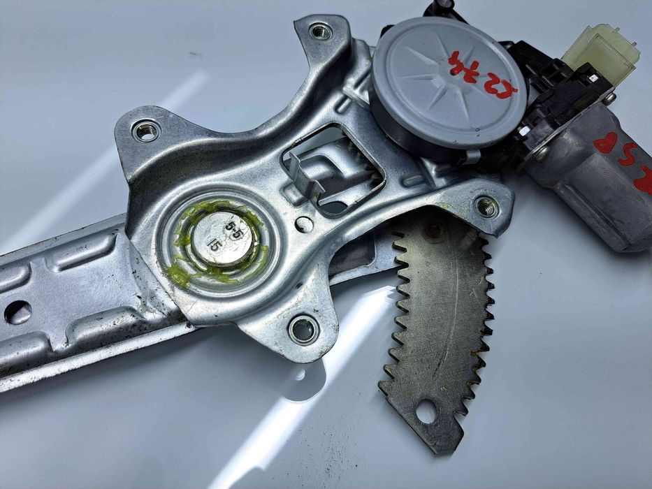 Macara electrica geam dreapta spate Nissan X-Trail (T32) [Fabr 2013-pr