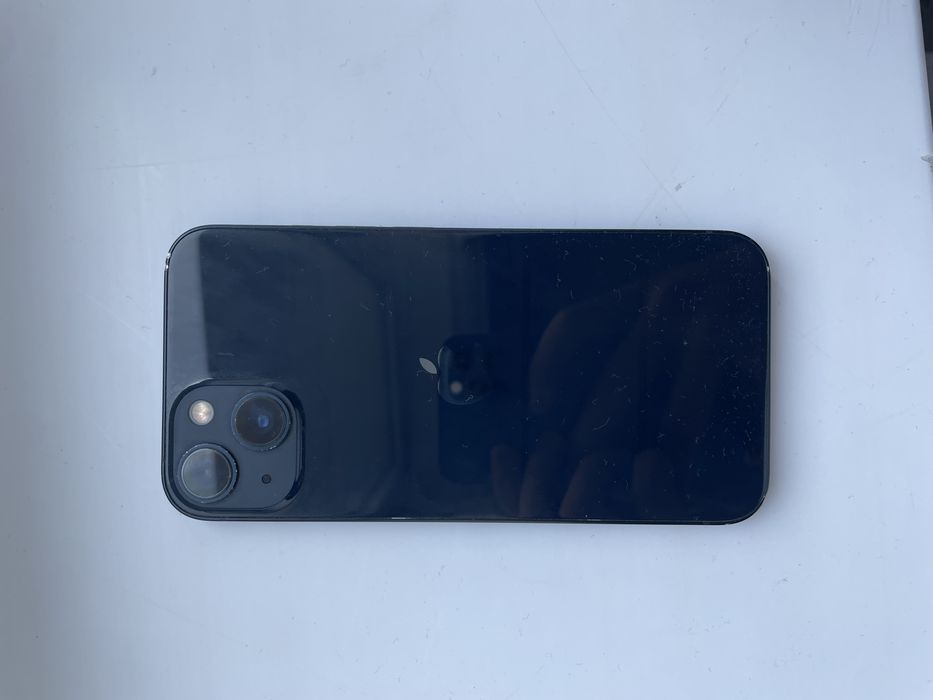 iPhone 13  с коробкой
