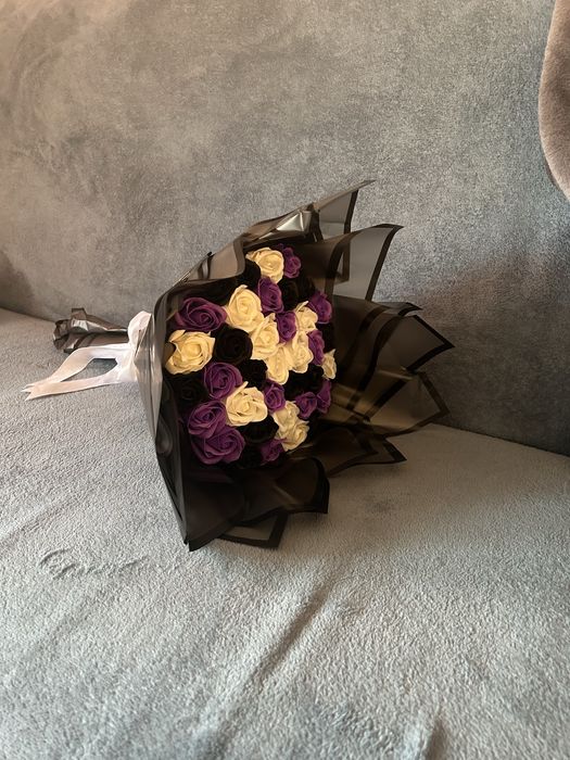 Vand buchet trandafiri