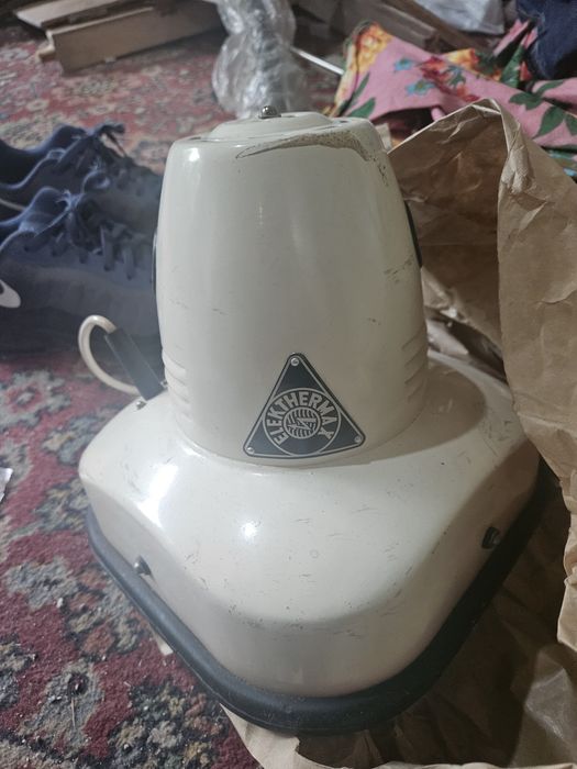 Машина за полиране на подове