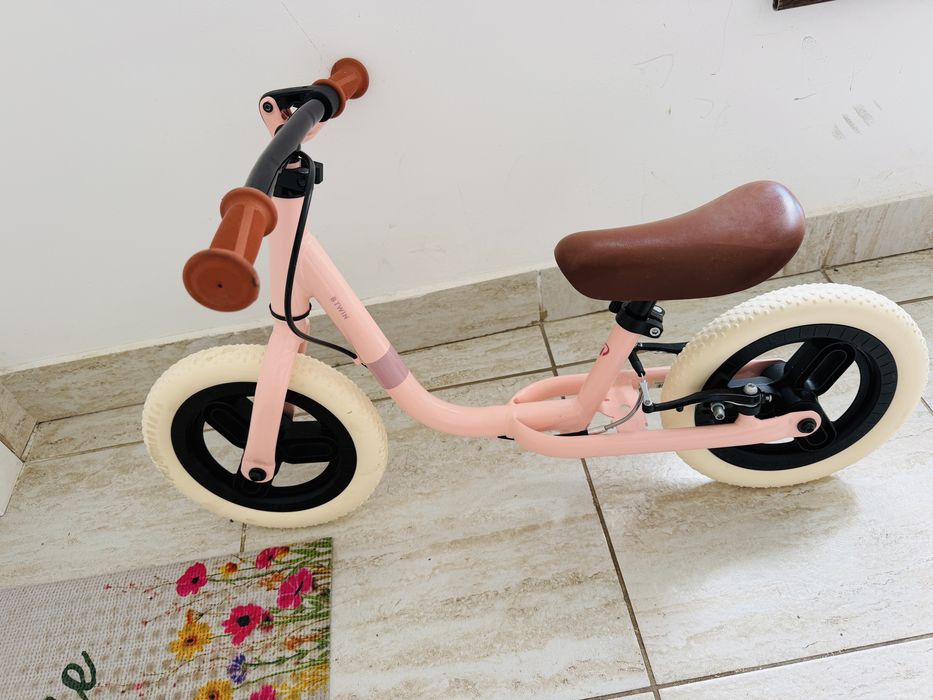 Bicicleta de echilibru btwin