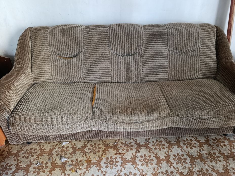 Отдам диван. Самовывоз