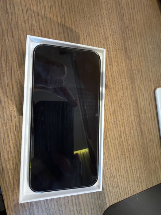 Vand iphone 15 pro max 512gb