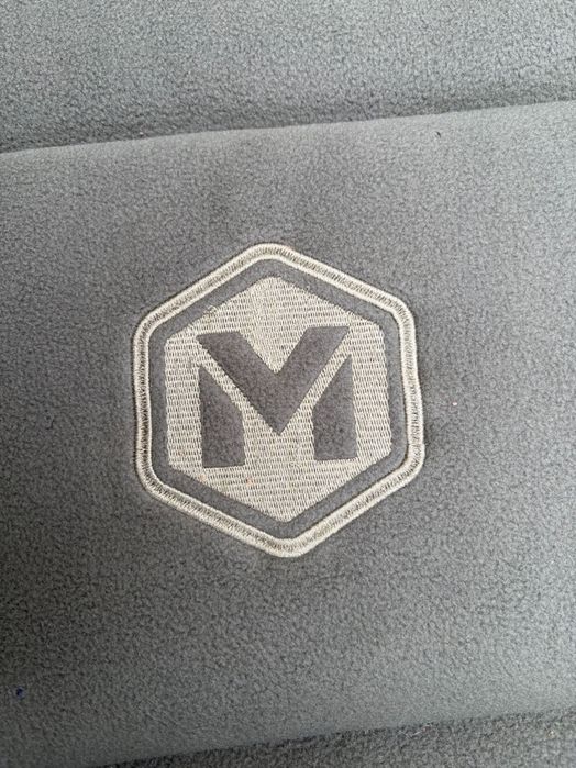 Mivardi Bedchair Comfort XL8 +  Mivardi Sleeping Bag Executive