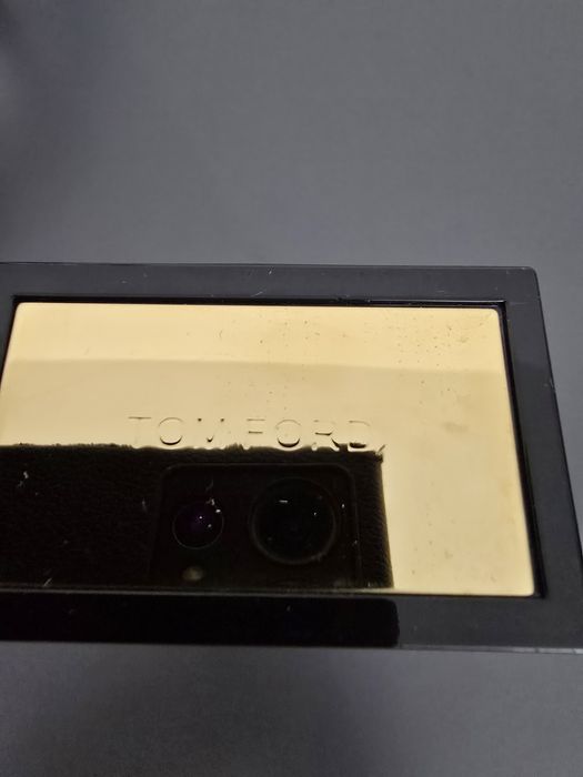 Парфюм Tom Ford Tuscan Leather