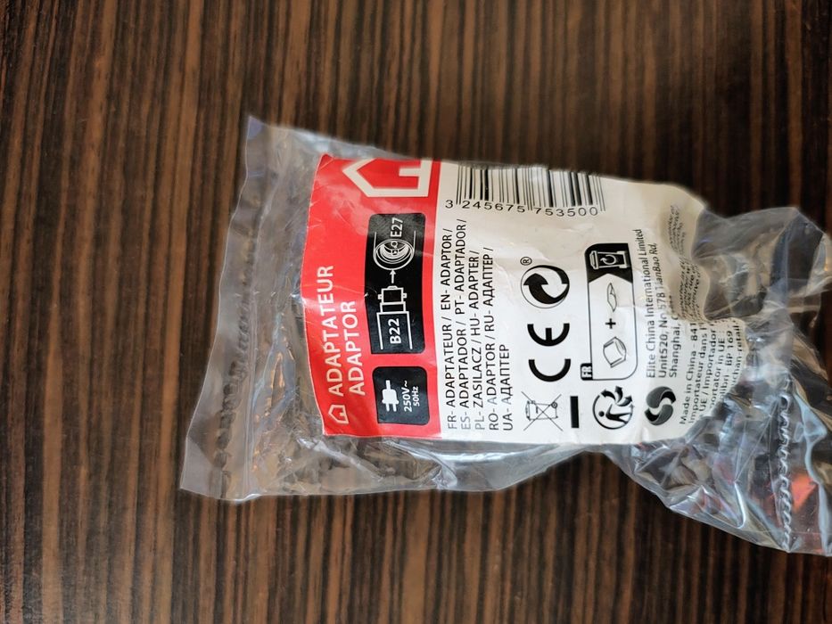 Adaptor B22 la E27
Adresa
Or. ȘTEI