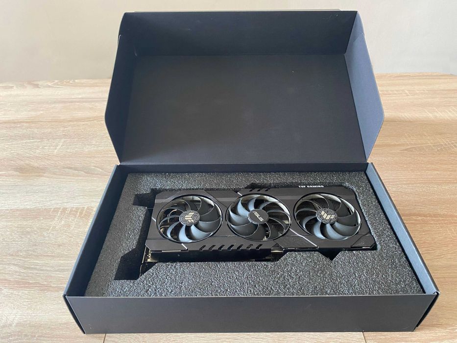 Видеокарта ASUS GeForce RTX 3080 10GB