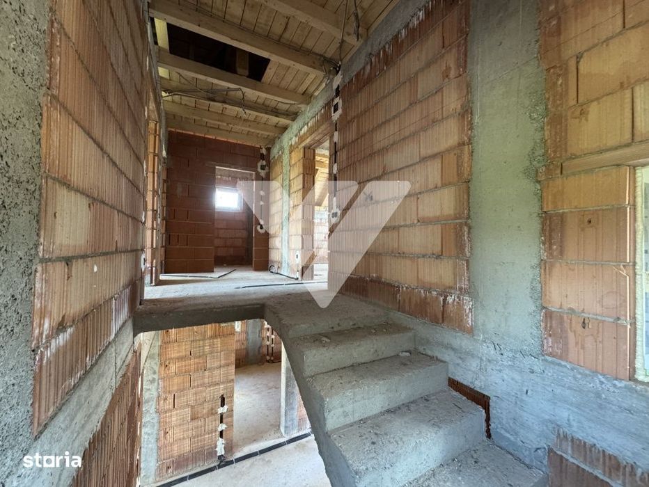 Casa noua 4 camere 3 bai 120 mp si teren 340 mp Sura Mare Sibiu