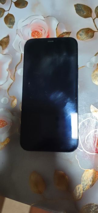 iphone 12 продаеться