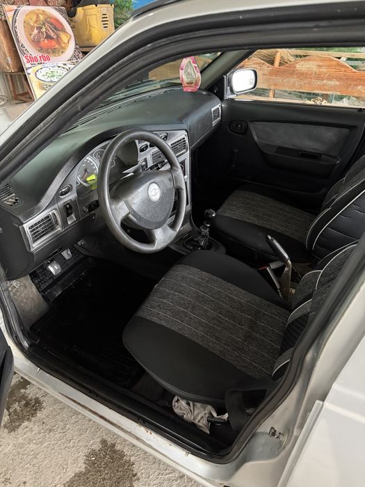 Nexia 2 1.6 srochni sotiladi