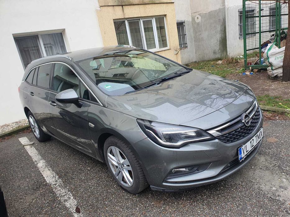 Vând Opel astra k 2018