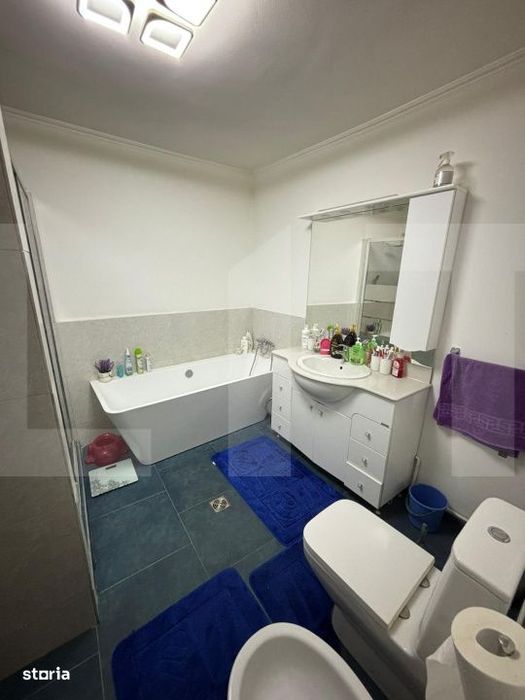Casa moderna, cu sauna, 7 camere, pompa de caldura si panouri fotovolt