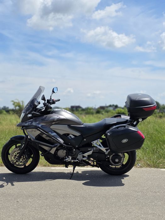 Honda VFR 800X Crossrunner V-Tec 2013 ABS