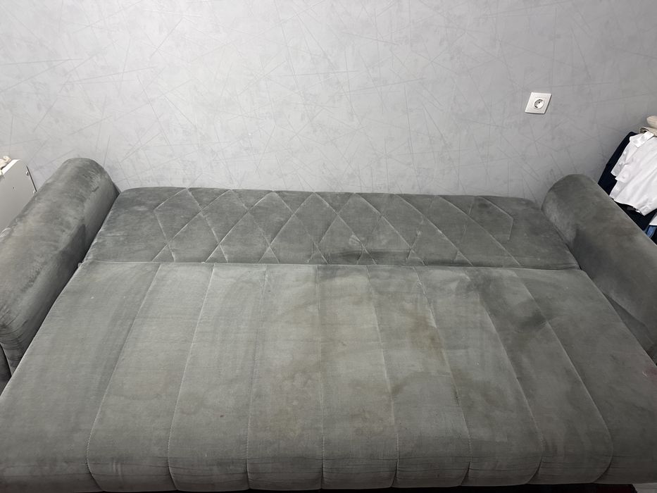 Диван Роза, в хорошем состоянии