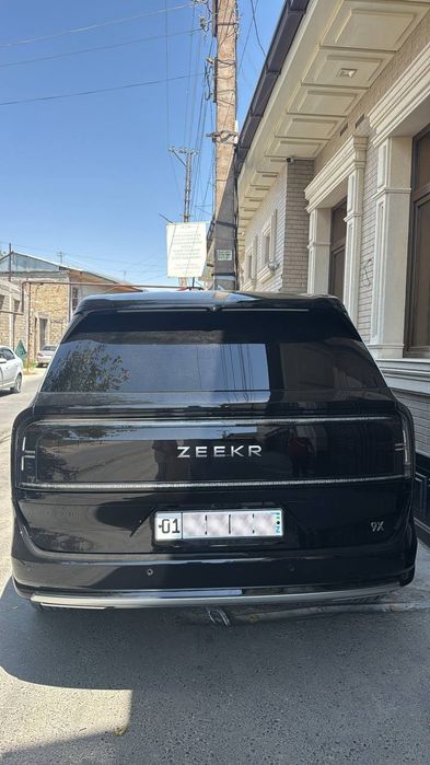 Zeekr 9x ultra продается