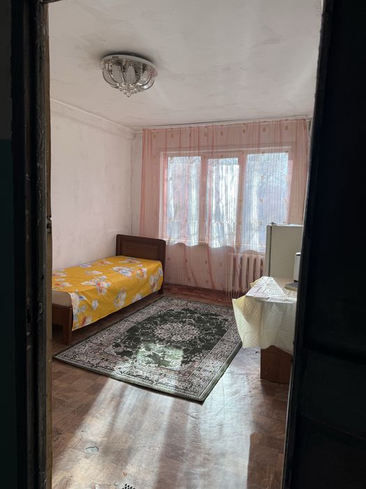 Продам комнату в обшижитии