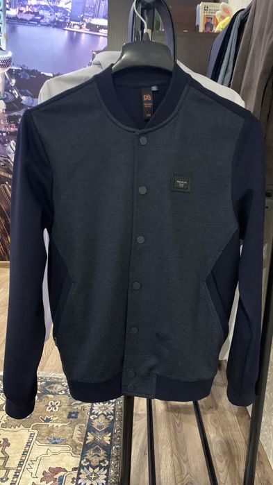 Бомбер фирмы «Delores”